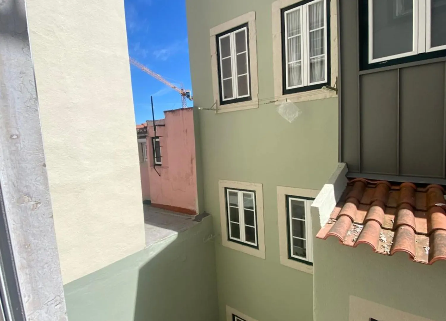 Estudio T34 Lisboa 0*,  Portugal